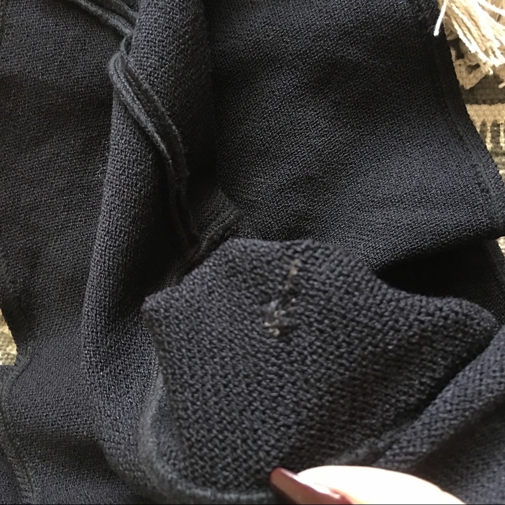 ST. JOHN COLLECTION | Flared Hem Knit Skirt - Picture 7 of 8